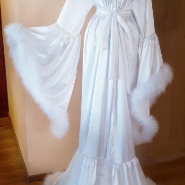 Bride Robe/ White Satin Boa Feathers Robe/ Getting Ready Kimono Dressing Gown/ Bridal White Robe/ Silky Satin Bridal Robe