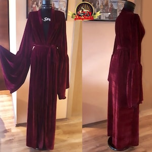 Burgundy Bell Sleeves Velvet Kimono Robe