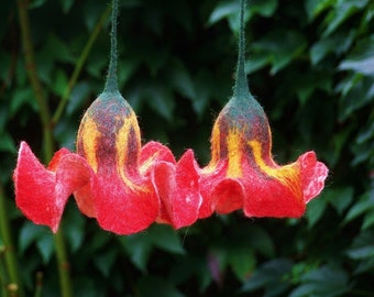 Blüten aus Filz Fensterschmuck gross Fensterdekoration Filzblume Hängeblüten gefilzte Blumen