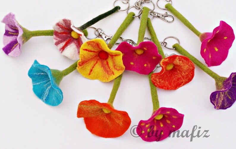 Keyring Felted Blossom in Pink With Keyring Etsy