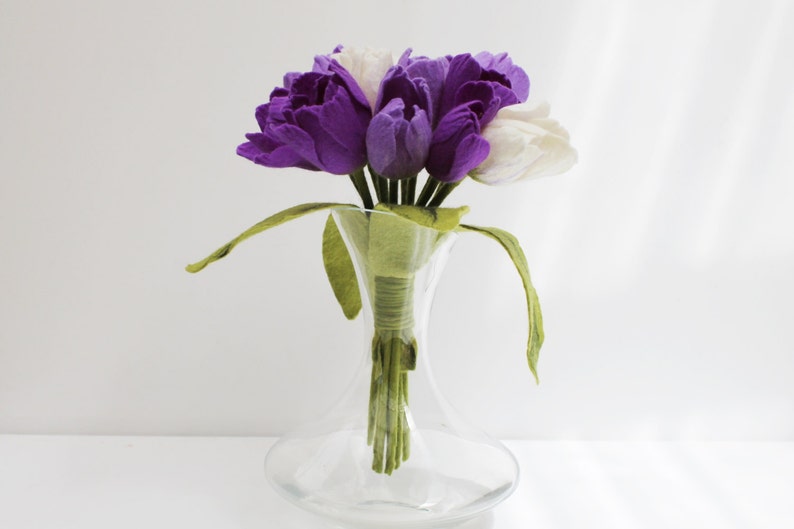 5 x flowers, tulips in purple, felted purple tulips as a bouquet of tulips, bouquet, bouquet for wedding, bridal bouquet, felt flowers image 1