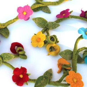 Magische, delicate kleine bloemenslinger in vele kleuren als decoratie voor het appartement of de kinderkamer afbeelding 8