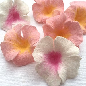 Set of 10 pastel flowers for crafting image 3