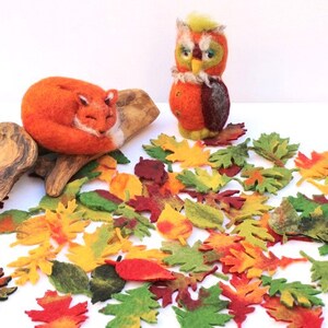 Leaves, maple leaves in colored, set of 10, felted for the season table or as decoration for the apartment image 5