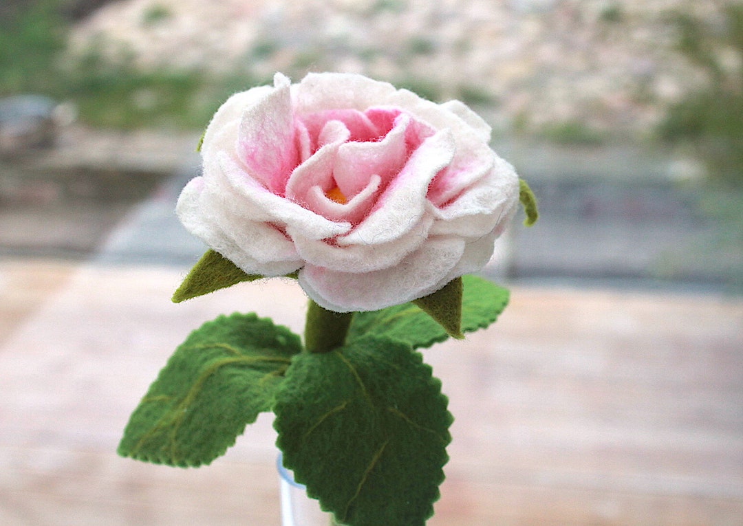 Handmade, White Rose, Mother's Day for Mother's Day, a Noble High