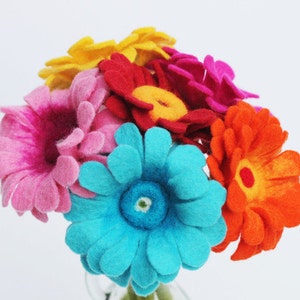 Flowers in white or multicolored, gerbera, handmade felted flowers, magical idea as a gift for the mother or the girlfriend Dunkel Türkis