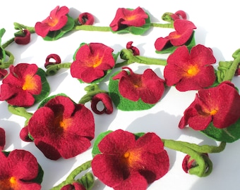 Felt garland with the flowers of nasturtium. A nice gift for Easter or as decoration for the window