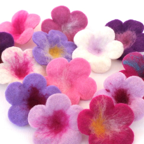 10 pièces de fleurs violettes et blanches colorées pour fabriquer des bijoux, pour décorer le fleuriste, comme décoration sur la table de fête