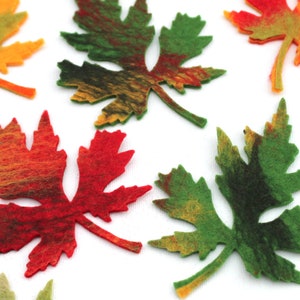 Leaves, maple leaves in colored, set of 10, felted for the season table or as decoration for the apartment image 1