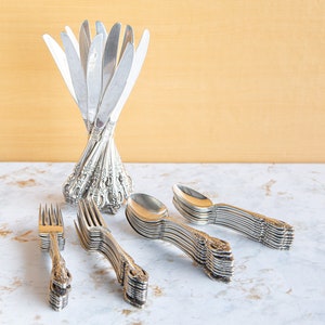 Vintage Oneida Stainless Steel Silverware Michelangelo Pattern