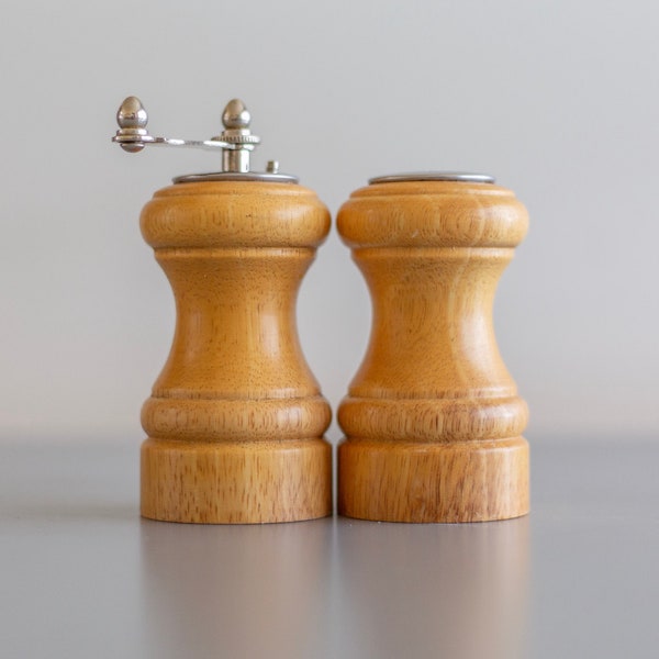 Vintage Wood Salt and Pepper Set | Wooden Pepper MIll  | Vintage Kitchen