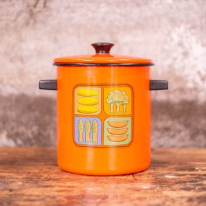Vintage Enamel Asparagus Boiler: Tall Kitchen Pot with Basket