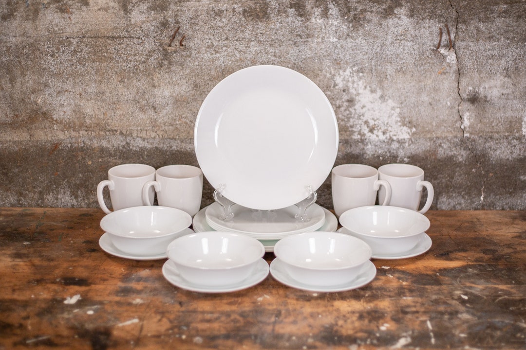 コレール クリスマスセット ヴィンテージ 新品 コレール クリスマスセット ヴィンテージ 新品 コレール 食器18点