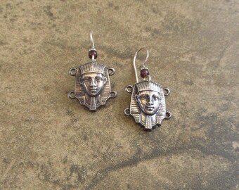 Vintage Laurel, Inc. 1970s Egyptian Revival Boy King Tutankhamun King Tut Silver Pierced Earrings