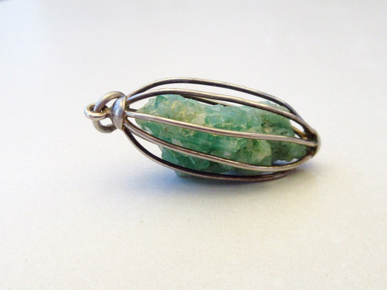 Vintage 1970s Raw Rough Green Crystal Bird Cage Wrapped Sterling Silver Pendant image 8