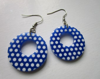 Round polka dot earrings, polka dot dangle, white polka dot earring, round earring, round dangle, blue earring, nickel free earring, steel