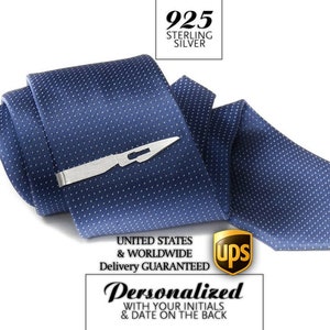 Doctor gift - Doctor Tie Clip - Med Student Gift - Surgeon gift - Scalpel Tie Clip Personalized - Medical jewelry for men.