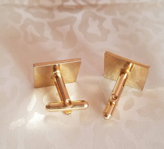 Silver Toned Etched Standing Beaver Cufflinks