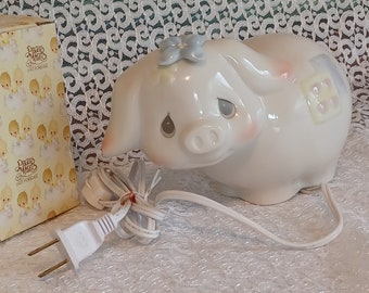 1993 Precious Moments " You're Worth You Weight In Gold" Pig nightlight