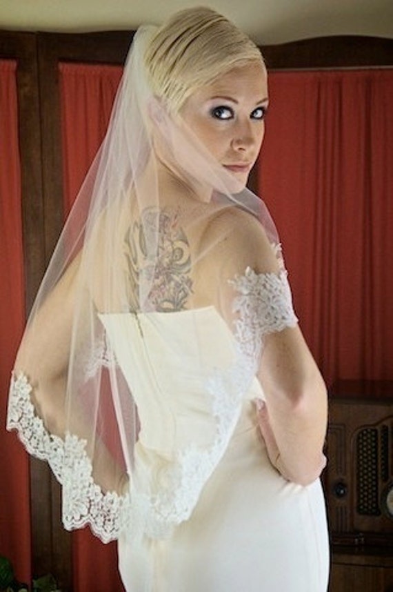 Items similar to Lace Edge Wedding Veil Tutorial DIY on Etsy