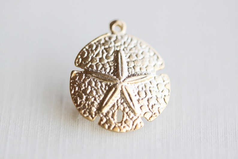 Vermeil Sand Dollar Charms 02 18k gold over sterling silver, nautical round pendant, beach themed, 18mm image 1