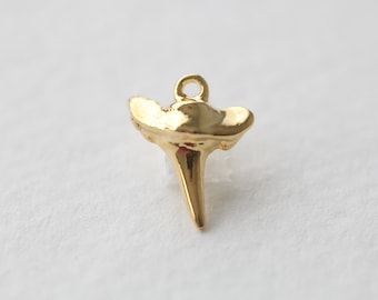 Shiny Gold Small Shark Tooth Pendant 04 - small vermeil gold shark tooth charm, 18k gold plated over sterling silver
