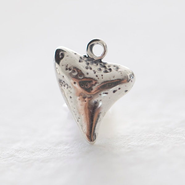 Sterling Silver Small Triangle Shape Shark tooth - 925 silver, tribal primitive animal tooth charm