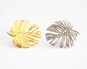 Monstera Leaf Charm 02 - vermeil gold or sterling silver Swiss cheese plant leaf pendant, nature tropical forest foliage palm tree, luxem