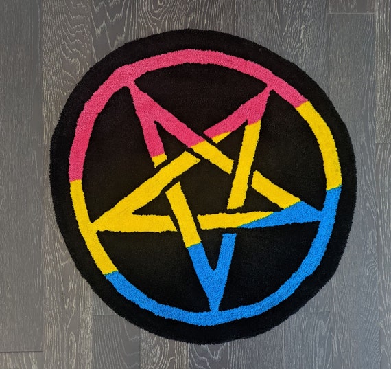 Large Pentagram Tuft Rug Pan Colors