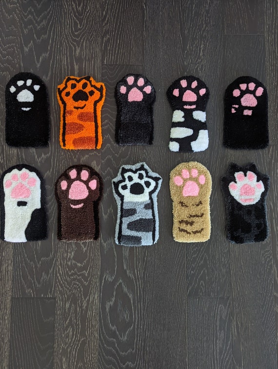 Small Cat/Dog Paw Tuft Rug-Miniature Pet Rug for Home Decor and Gifts
