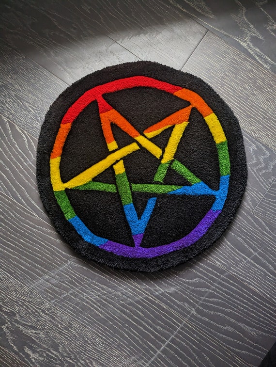 Small Pentagram / Pentacle Tuft Rug Rainbow