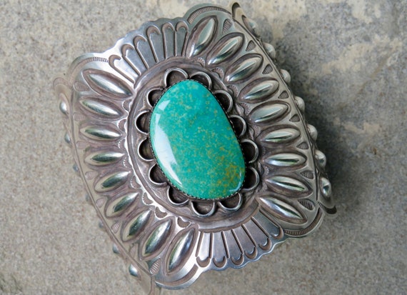 Native American Turquoise, Vintage Turquoise Cuff… - image 3