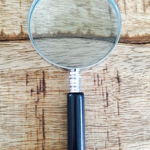 Vintage 2.5inch6.5cm Black and Silver Magnifying Glass image 1