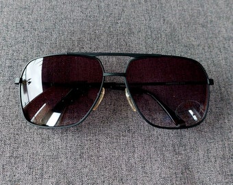 Lunettes de soleil aviateur carrées noires mat vintage