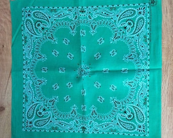 Vintage Laub Grün, Schwarz & Weiß Bandana