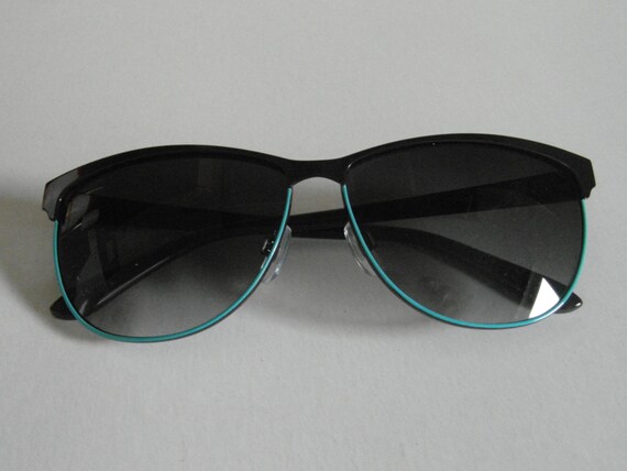 Vintage Dark Raspberry & Turquoise D-Frame Sungla… - image 4