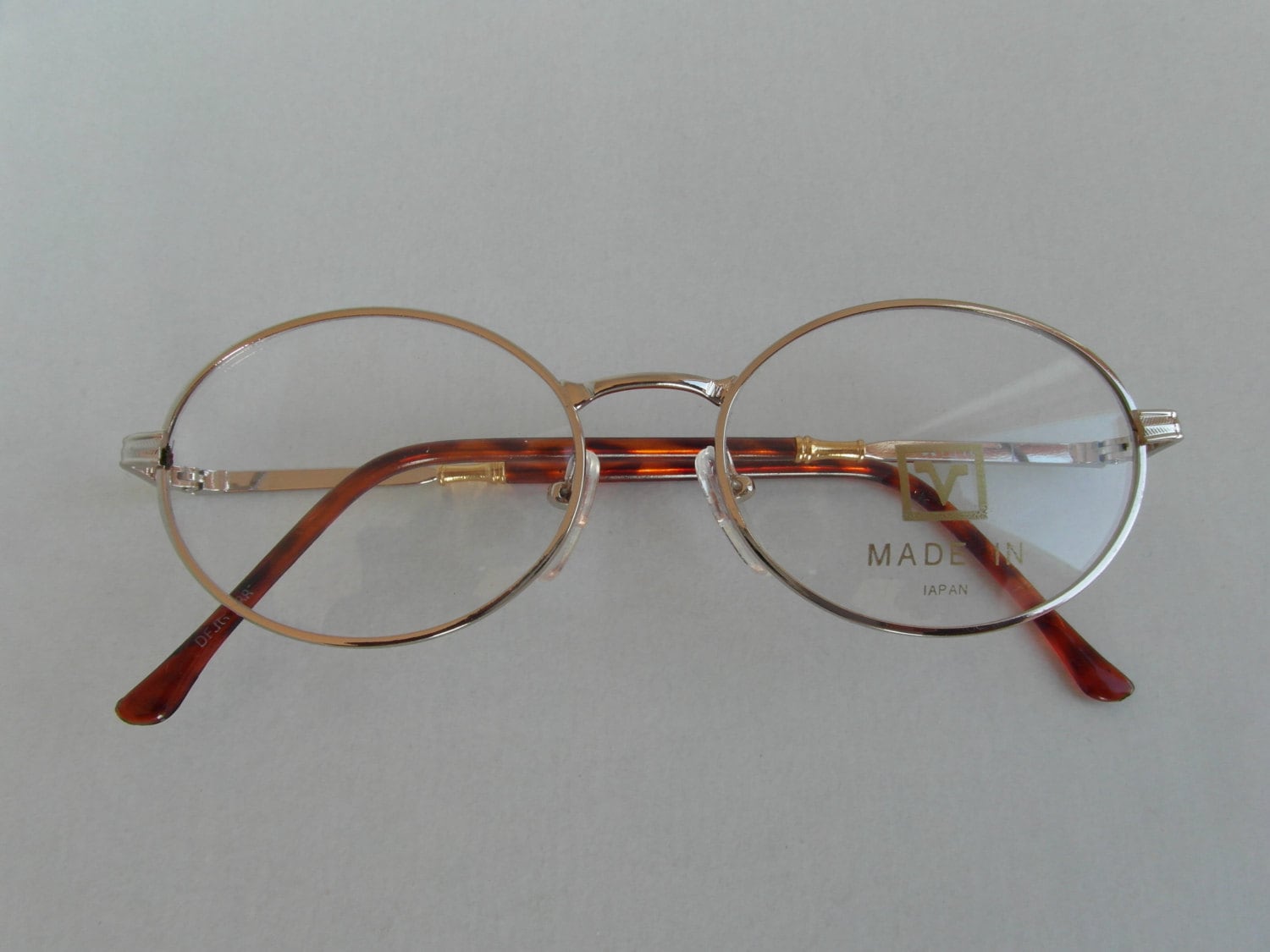 Vintage White Gold & Tortoiseshell Valentino Rudy Round Optical