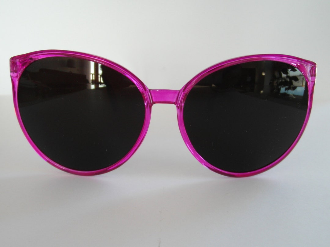 1408 Cat Eye Sunglasses Fuchsia
