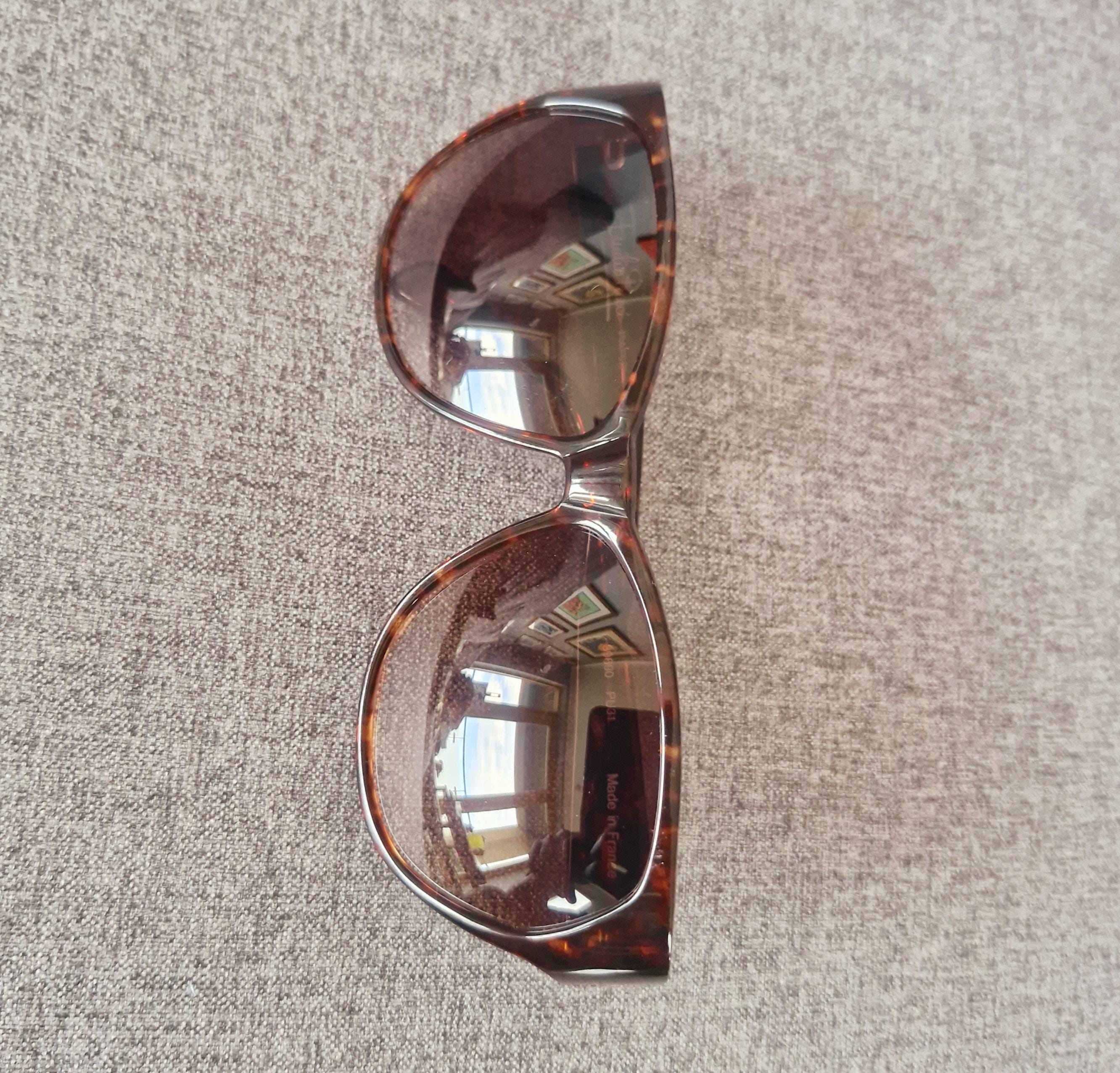 Vintage Brown Tortoiseshell D-frame Emilio Pucci Sunglasses  display picture 2