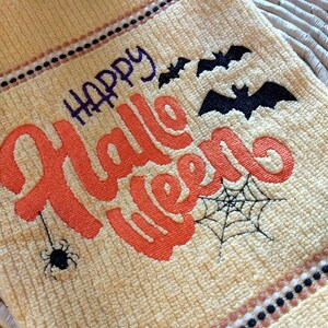 Lot de 1 torchon brodé Happy Halloween, torchon de cuisine, idée cadeau ! Expédition depuis les États-Unis !