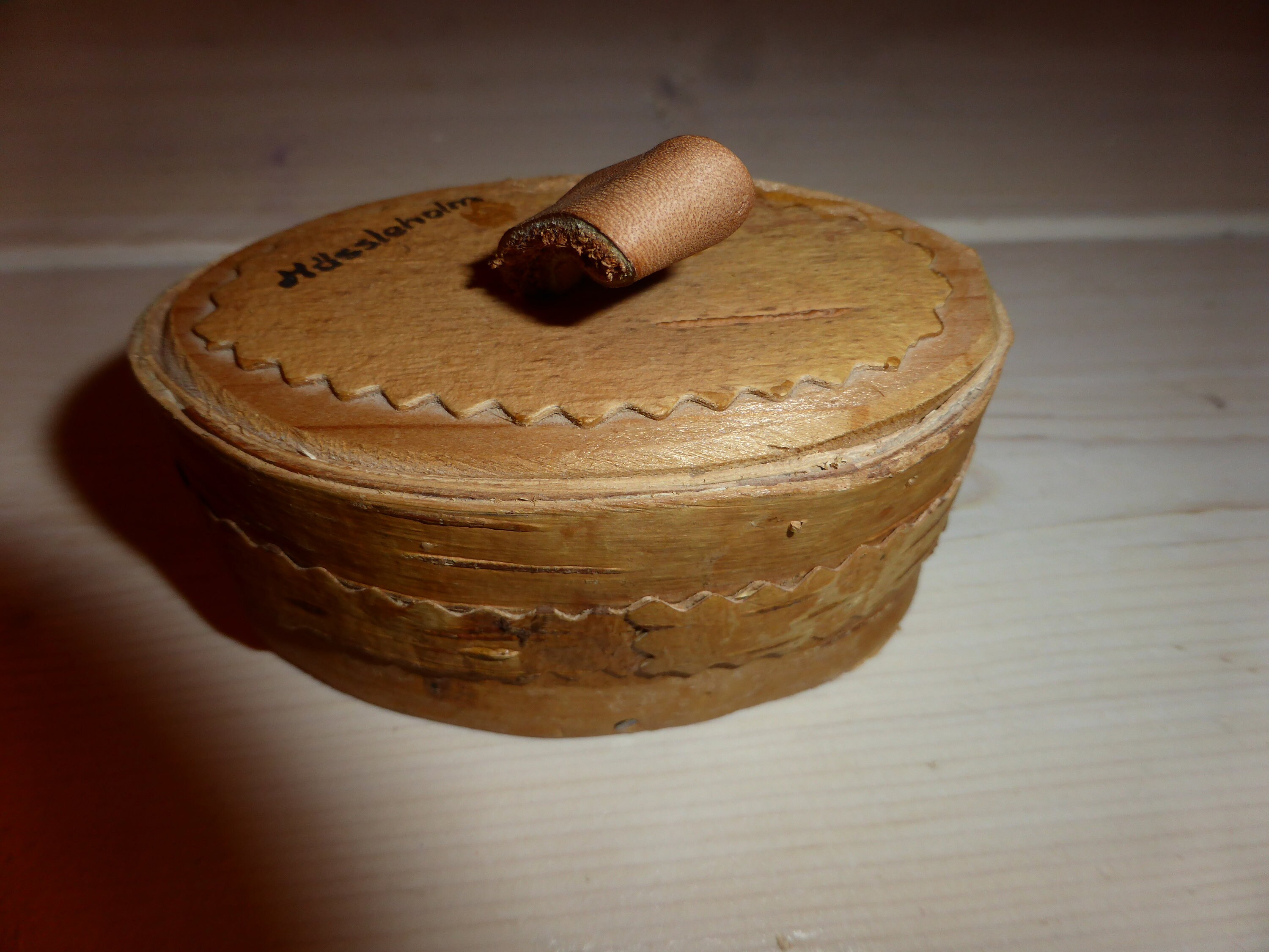 Wood Home & Living Home Improvement Birch bark snuff box vintage hand