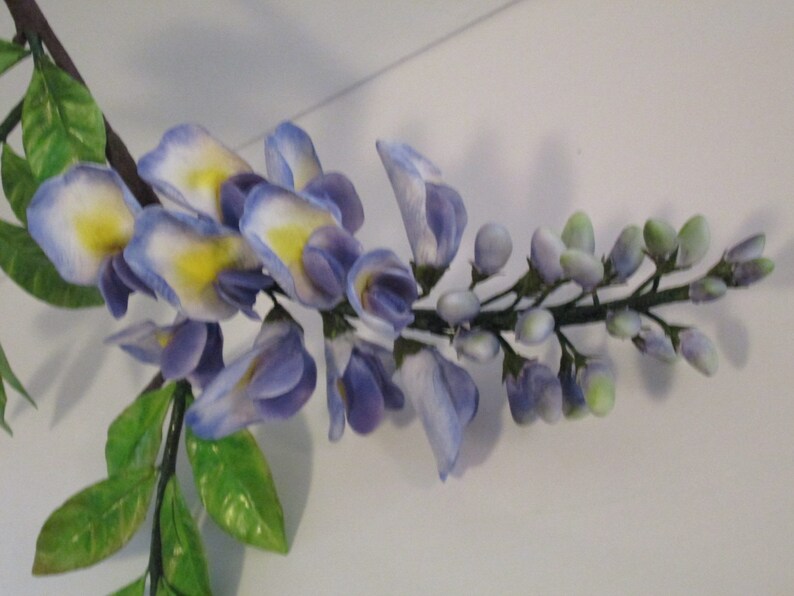 wisteria cake topper hand made gum paste sugar purple mauve image 6