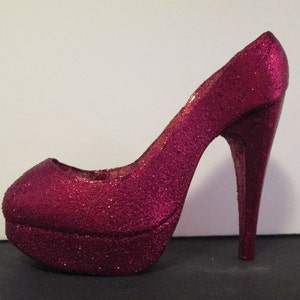 Edible Sugar Shoe Cake Topper: Ruby Red Stiletto Glass Slipper