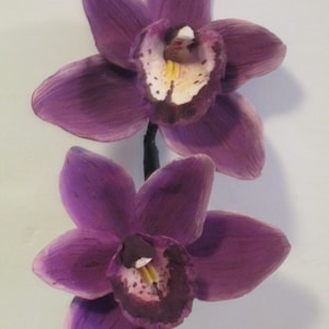 Realistic Cymbidium  sugar orchid cake topper, sugar flowers, gumpaste flower spray cake topper