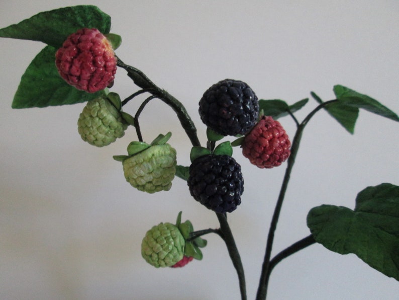 Realistic Raspberry Cake Toppers, Filler Flowers, Handmade Gumpaste ...