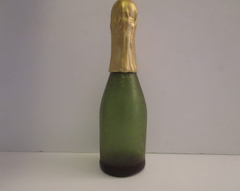 champagne bottle mini split sugar cake topper