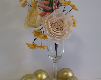 Wafer paper flower spray with gold gelatin bubbles for cake toppers, Wafer paper rose, fern, and filler flowers, fall bridal floral spray
