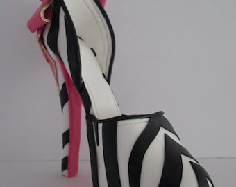 Platform high heel shoe tiger zebra striped cake topper gum paste fondant hot pink gilded gold bow sugar stiletto edible