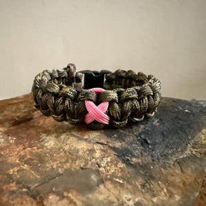 Breast Cancer Awareness Paracord Bracelet with Pink Awareness Ribbon (custom size), awareness bracelet, breast cancer