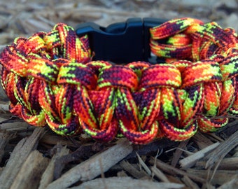 Pulsera Flaming Camoflauge Survival 550 Paracord (tamaño personalizado)
